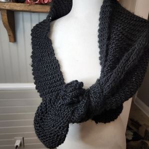 BUNDLE OF SCARVES LEOPARD,WHITE AND GOLD BROWN AND BLACK